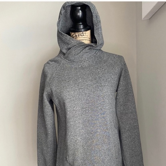 Lululemon Fleece Please Pullover 4 - Picture 2 of 3